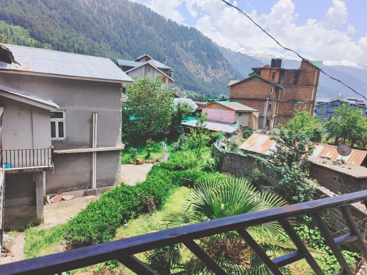 Hotel Hadimba Regency ! Free 4 Wheeler Parking ! Mountain View Rooms ! Near Mall Road Manali Buitenkant foto
